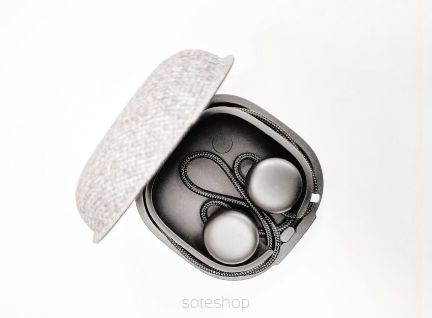 High quality miniature headphones